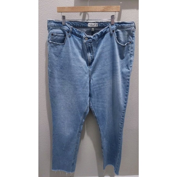 Abercrombie & Fitch 36/22 Ultra High Rise‎ 90s Straight Criss Cross Curve Jeans - Picture 3 of 13
